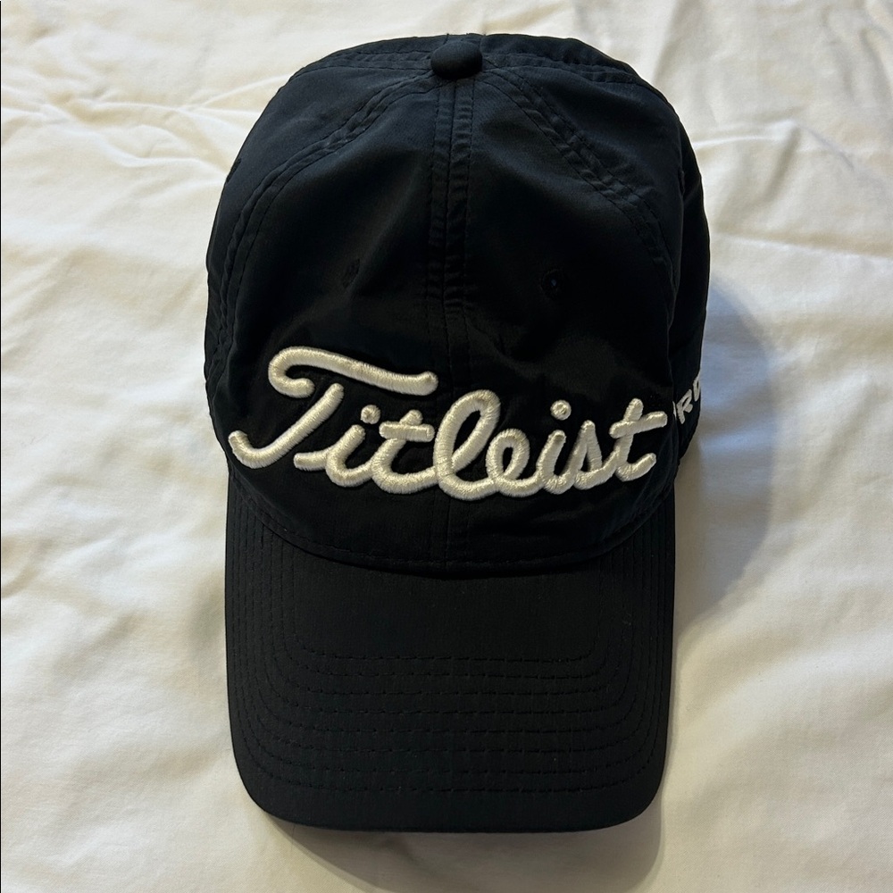 Titleist Pro v1 Black Footjoy Golf Hat Strapback OS